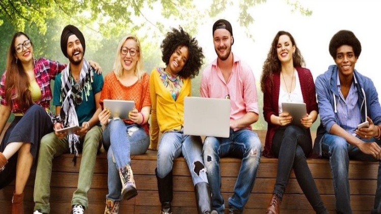 Go the Extra Mile with Online Degree Courses