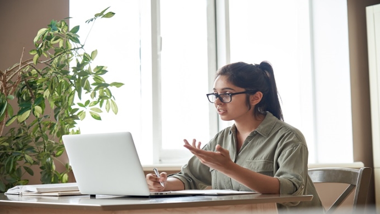 The Pros and Cons of Taking Online Classes