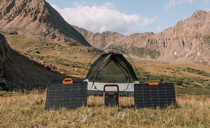 Solar Security: How Power Banks Provide Homeowners with Peace of Mind