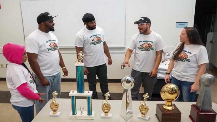 11 Ways To Organize A Turkey Bowl Football Game