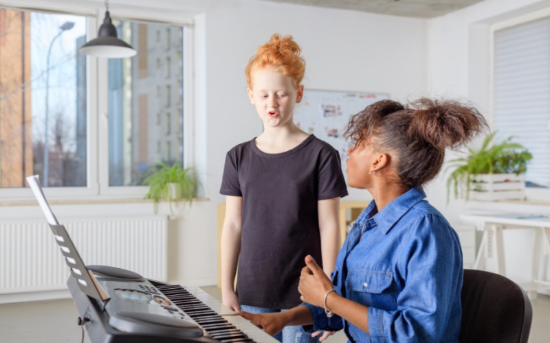 How to Prepare for Your First Virtual Singing Lesson – A Step-By-Step Guide